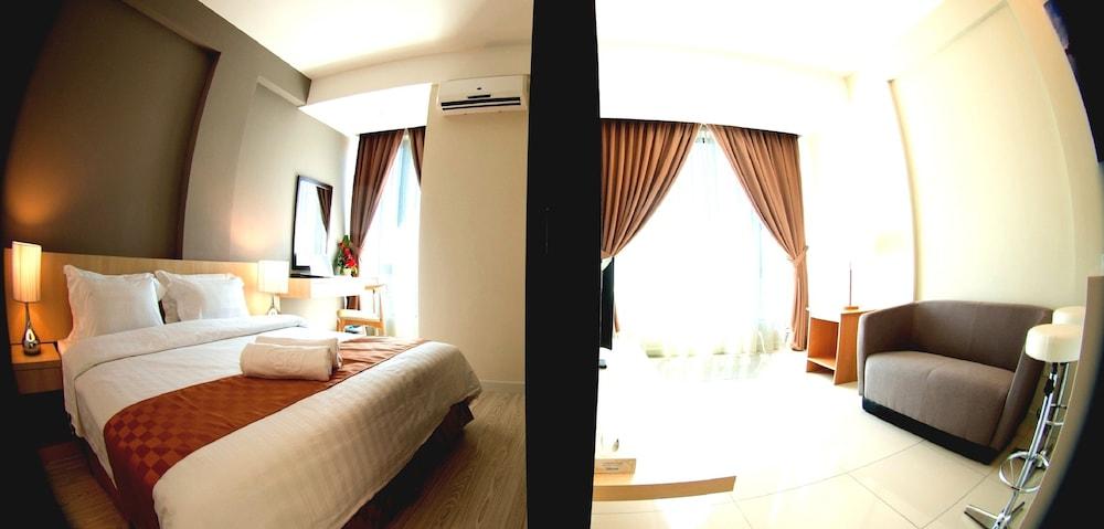 Sky Hotel Kota Kinabalu Exterior foto